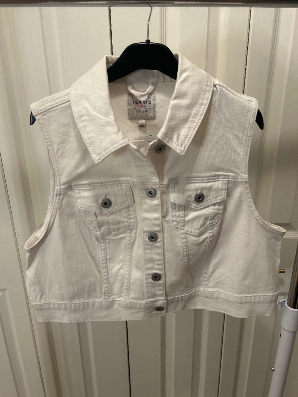 Torrid White Denim Vest Size 1